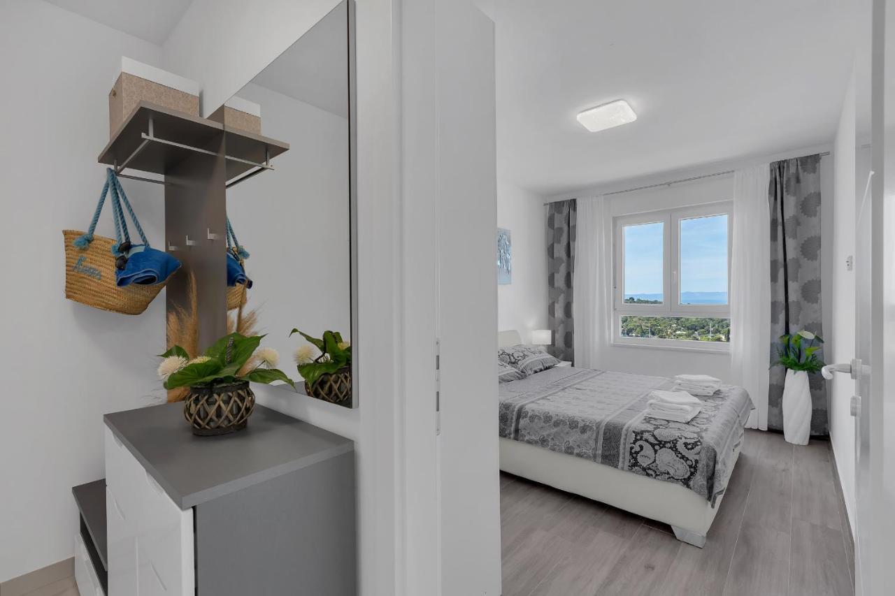 Apartment Navis, Sea View Makarska Eksteriør billede