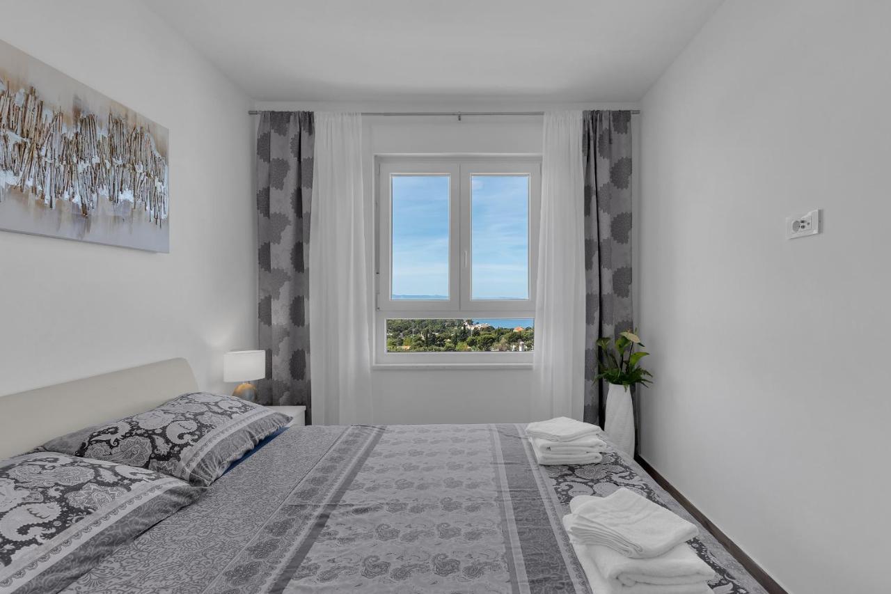 Apartment Navis, Sea View Makarska Eksteriør billede