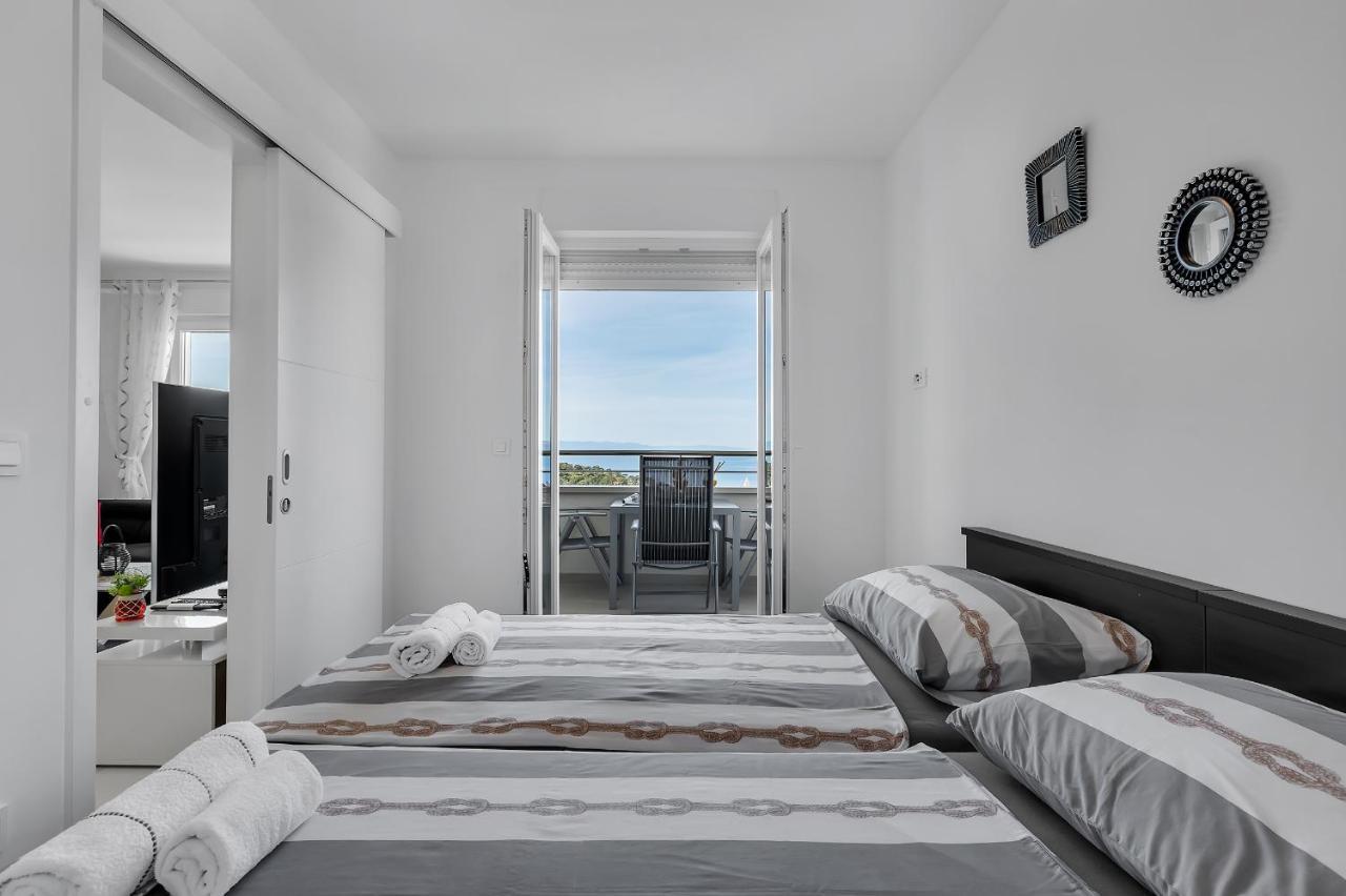 Apartment Navis, Sea View Makarska Eksteriør billede
